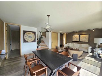 Venta de casa en unidad cerrada. Rionegro, sector Sajonia.
