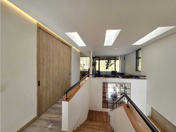 Venta de casa en unidad cerrada. Rionegro, sector Sajonia.