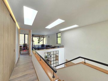 Venta de casa en unidad cerrada. Rionegro, sector Sajonia.