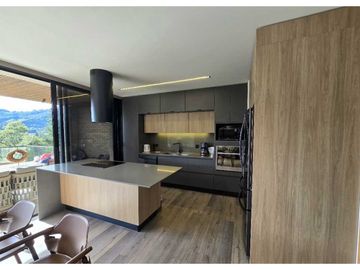 Venta de casa en unidad cerrada. Rionegro, sector Sajonia.