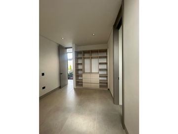 CASA CAMPESTRE EN VENTA LLANOGRANDE