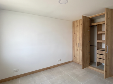 Venta Apartamento en 7° piso con ascensor. Unidad Residencial  Nova Plus Valle del Lili. Cali Sur