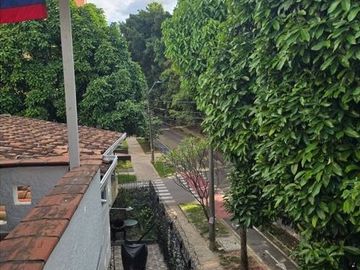 Casa Lote Esquinera Belén Alameda