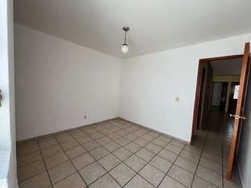 CASA EN VENTA UNA PLANTA EN JARDINES ALCALDE