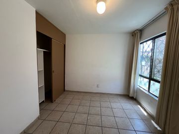 CASA EN VENTA UNA PLANTA EN JARDINES ALCALDE