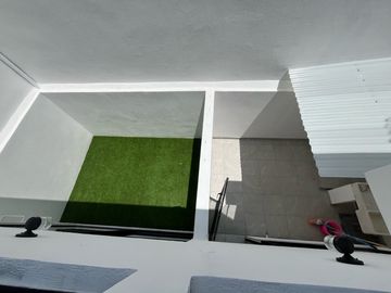 CASA REMODELADA EN JARDINES ALCALDE