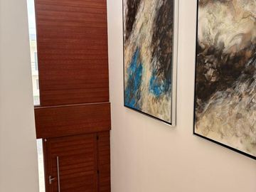 LOMAS DE LA RIOJA, Casa en VENTA de 3 recamaras con baño cada una