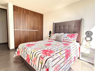 Casa Un Piso 3 Rec   Sala TV, Amplio Jardín en Zibatá, Querétaro