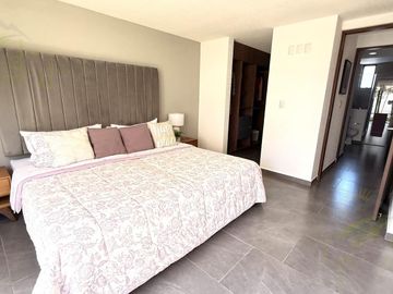 Casa Un Piso 3 Rec   Sala TV, Amplio Jardín en Zibatá, Querétaro