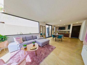 Casa de Un Piso con Amplio Jardín en Zaru, Querétaro