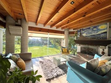 VENTA DE CASA EN FRACCIONAMIENTO CLUB DE GOLF LOS ENCINOS EN LERMA