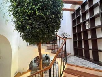 VENTA DE CASA EN FRACCIONAMIENTO CLUB DE GOLF LOS ENCINOS EN LERMA