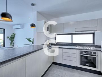 Casa en Venta y Renta en Residencial Aqua