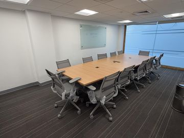 Renta de Oficina Corporativa Amueblada en Blvd. Campestre | Edificio Punta Campestre