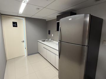 Renta de Oficina Corporativa Amueblada en Blvd. Campestre | Edificio Punta Campestre