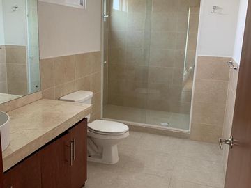 CASA AMUEBLADA EN RENTA NATURA RESIDENCIAL LEÓN GUANAJUATO