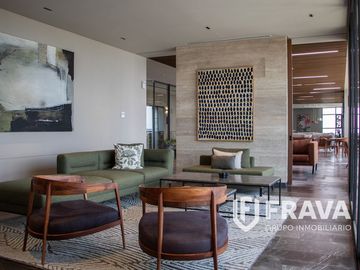 RENTA DE DEPARTAMENTO EN VIA DEL BOSQUE MANTENIMIENTO INCLUIDO