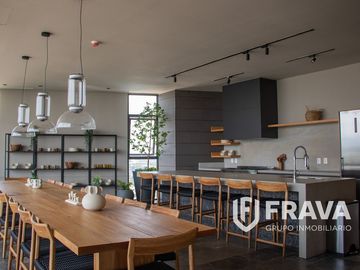 RENTA DE DEPARTAMENTO EN VIA DEL BOSQUE MANTENIMIENTO INCLUIDO
