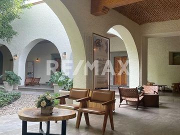 RENTA DE CASA AMUEBLADA EN CAPITAL SUR