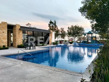 RENTA DE CASA AMUEBLADA EN CAPITAL SUR