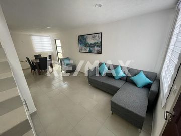 RENTA DE CASA AMUEBLADA EN CAPITAL SUR