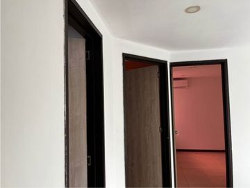 Venta Casa Condominio en Ciudad Country, Jamundí 3724.