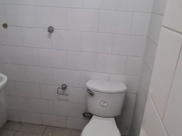 Excelente local comercial pleno centro de Santiago