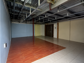 GALERA  EN VENTA O ALQUILER - RO ABAJO