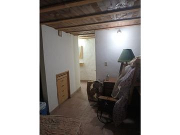 CABAÑA CON GRAN POTENCIAL EN VALERIA DEL MAR
