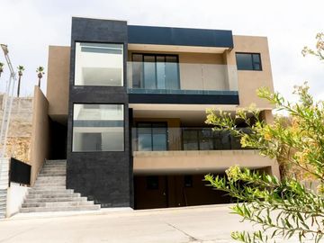 Venta casa en Bosque Real, Girasoles