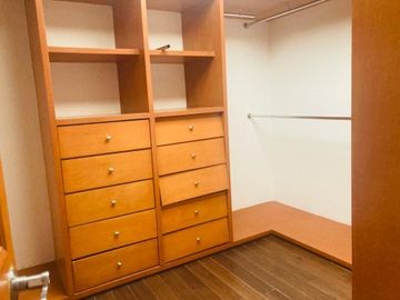 Casa en Venta Tecamachalco, con jardín y terrazas