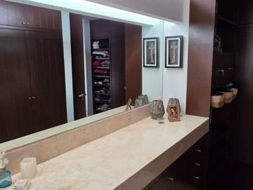 Departamento en Venta en Lomas Altas