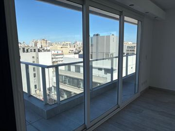 DEPARTAMENTO 4 AMBIENTES VENTA FLORES TERRAZA