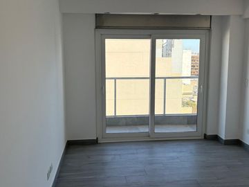 DEPARTAMENTO 4 AMBIENTES VENTA FLORES TERRAZA