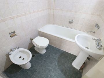 2 AMBIENTES EN ALQUILER