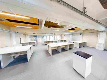 ALQUILER OFICINA 210 METROS PLANTA LIBRE