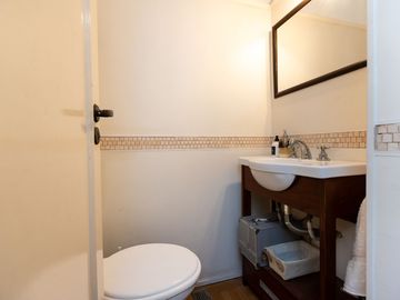 DEPARTAMENTO 4 AMBIENTES CON DEPENDENCIA BALCON
