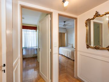 DEPARTAMENTO 4 AMBIENTES CON DEPENDENCIA BALCON