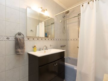 DEPARTAMENTO 4 AMBIENTES CON DEPENDENCIA BALCON
