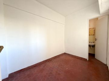 Departamento 3 ambientes más dependencia V Urquiza