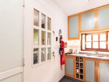 CASA EN VENTA 5 AMBIENTES EN ADROGUE - OPORTUNIDAD