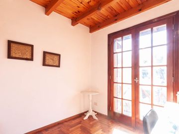 CASA EN VENTA 5 AMBIENTES EN ADROGUE - OPORTUNIDAD