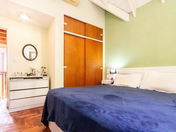 CASA EN VENTA 5 AMBIENTES EN ADROGUE - OPORTUNIDAD