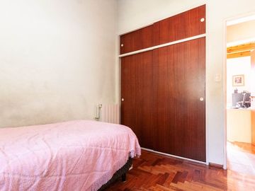 CASA EN VENTA 5 AMBIENTES EN ADROGUE - OPORTUNIDAD