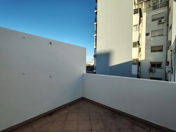 VENTA DPTO. 2 AMB CON BALCON Y TERRAZA-BARRACAS