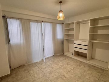 ALQUILER  DEPARTAMENTO CON BALCON  MORON