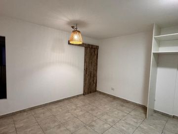 ALQUILER  DEPARTAMENTO CON BALCON  MORON