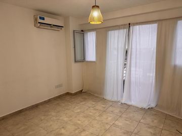 ALQUILER  DEPARTAMENTO CON BALCON  MORON