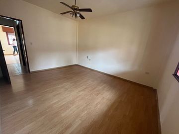 VENTA CASA 4 AMB-HURLINGHAM-V. TESEI-APTA CRÉD.