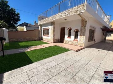 VENTA CASA 4 AMB-HURLINGHAM-V. TESEI-APTA CRÉD.
